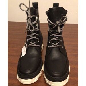 SOREL Brex Lug lace up waterproof boots SZ  9.5